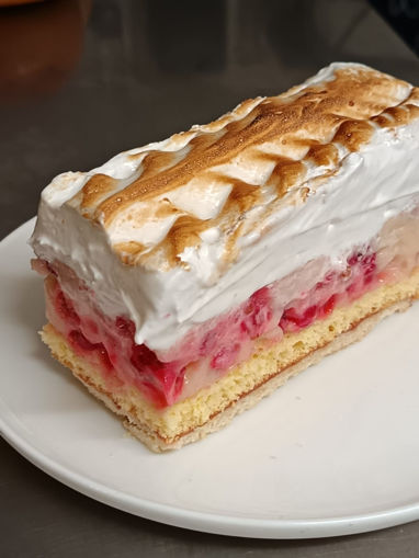 Bild von Ribisel-Souffle Schnitte